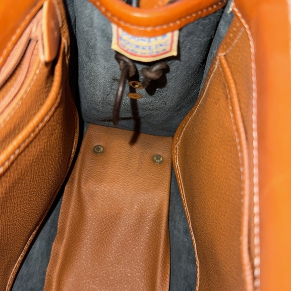 Brand new Dooney & Bourke bag - Picture 13 of 14